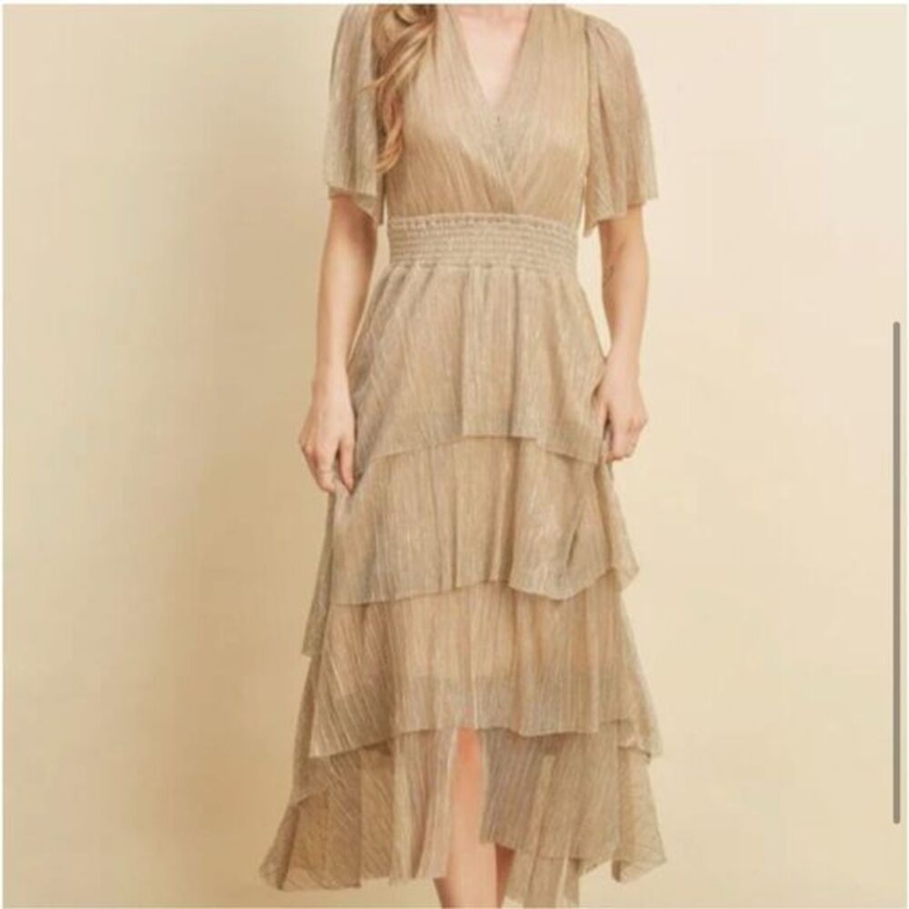 Dress Forum Dress Womens Large Beige Metallic Layered Tiered V Neck Short Sleeve